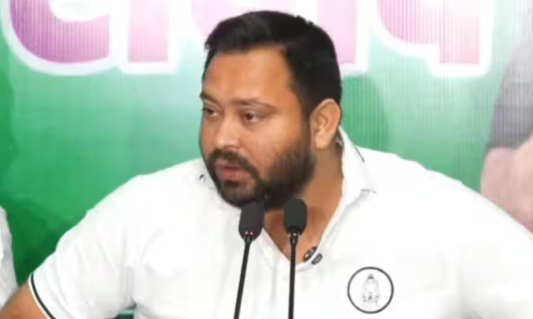 तेजस्वी यादव ने नीतीश कुमार सरकार पर बड़ा हमला करते हुए 14 बड़े रेप केस की लिस्ट जारी कर सवाल उठाए हैं।