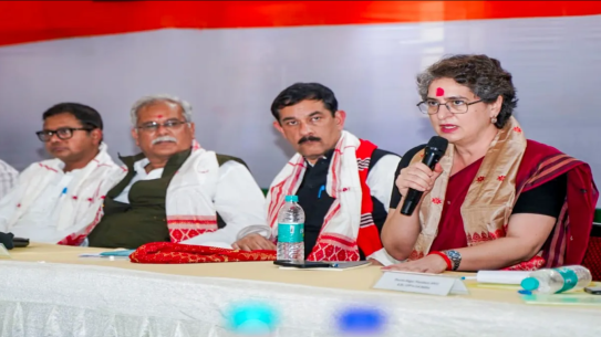 बेंजामिन नेतन्याहू के बुलावे पर PM मोदी इज़राइल दौरे पर; प्रियंका गांधी ने की यह बड़ी मांग