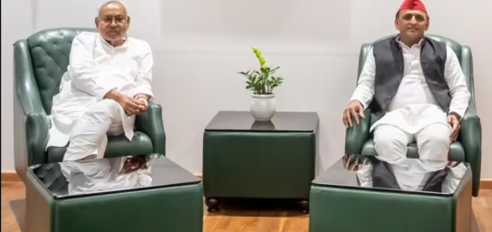 अखिलेश यादव का बड़ा बयान, 'हम सब मिलकर नीतीश कुमार को प्रधानमंत्री बनाएंगे...'