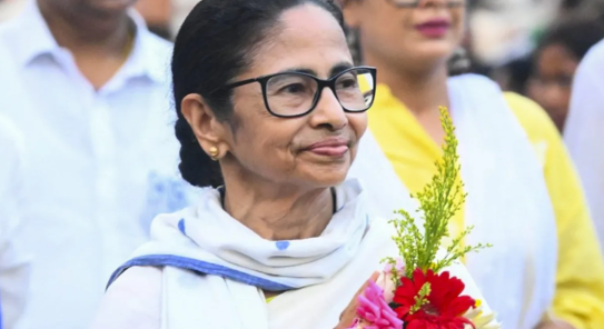 बंगाल में बदलाव या दीदी की वापसी? आज़ादी के बाद से रिकॉर्ड मतदान; ममता और शाह ने किए ये दावे।