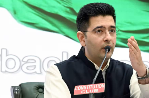 AAP की दिल्ली चुनाव में हार के 14 महीने बाद, राघव चड्ढा ने हार की 'असली वजह' का खुलासा किया—और इसका पूरा दोष सीधे-सीधे अरविंद पर मढ़ा।