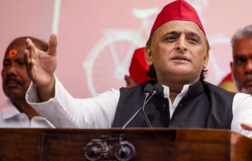 गाज़ीपुर दौरे से पहले, अखिलेश यादव ने UP में सियासी पारा चढ़ाते हुए कहा: 