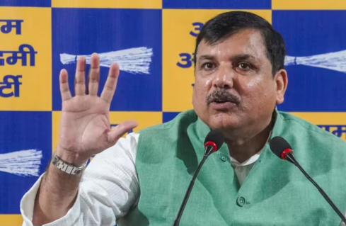 क्या राज्यसभा सचिवालय की सूचना के बावजूद राघव चड्ढा को अभी भी निलंबित किया जा सकता है? संजय सिंह ने इसके आधार बताए हैं।