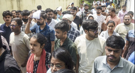NEET-UG 2026 की दोबारा परीक्षा की तैयारी पूरी हो चुकी है; जानें कि NTA ने क्या इंतज़ाम किए हैं। कल पूरे देश में एक मॉक ड्रिल की जाएगी।
